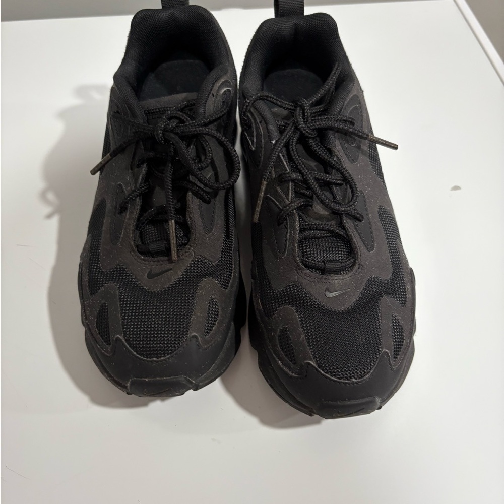Nike  Black Sneakers